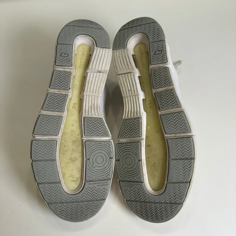 On Running THE ROGER Advantage Womens White Grey Yellow Sneakers 48.99148 Size 8